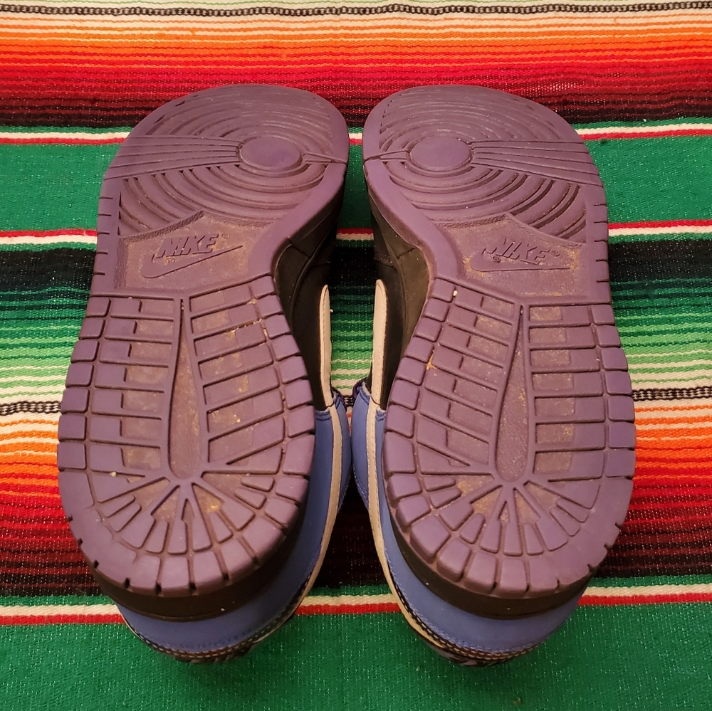 Nike Dunks - Picture 6 of 7